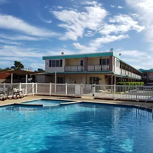 Combate Hotel Cabo Rojo